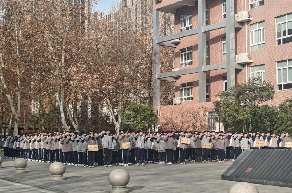 b61e3a49747ec6dc144077c869ef41a