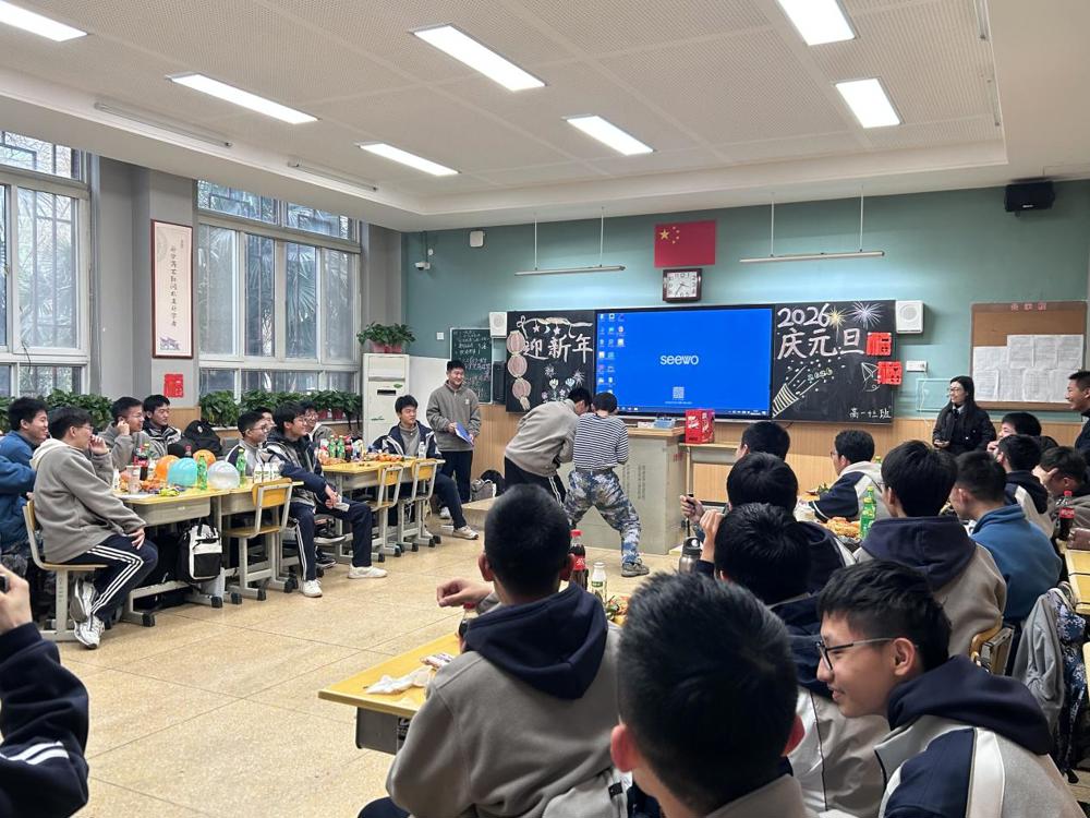 双人武术角逐，背影里的执着